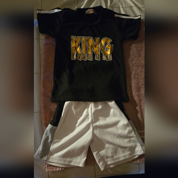 Shorts set bundle - Picture 1 of 4